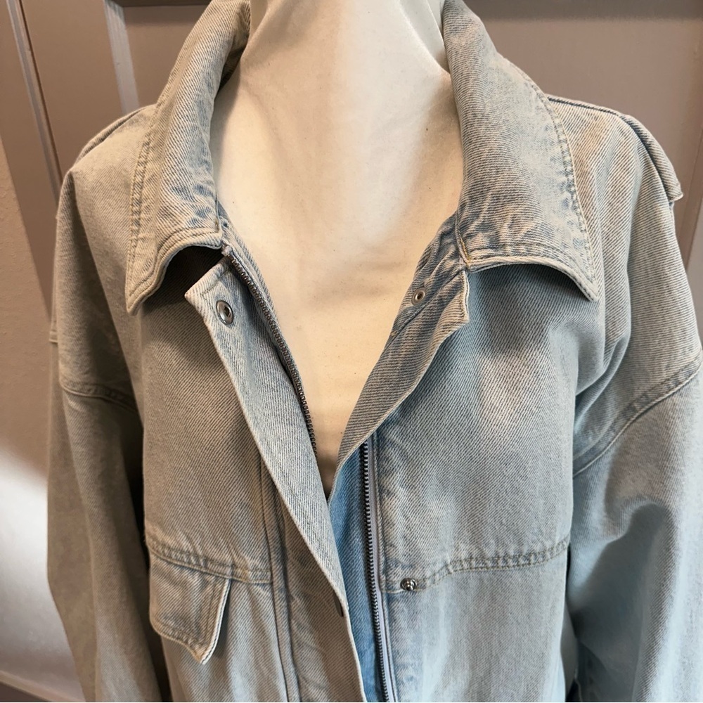 H&M Oversized Light Denim Jacket Sz XXL - Picture 8 of 16
